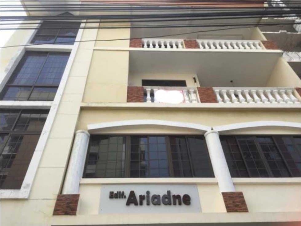 VENTA DE EDIFICIO EN SAN FRANCISCO 2 APARTAMENTOS Y 3 OFICINAS JP - 1