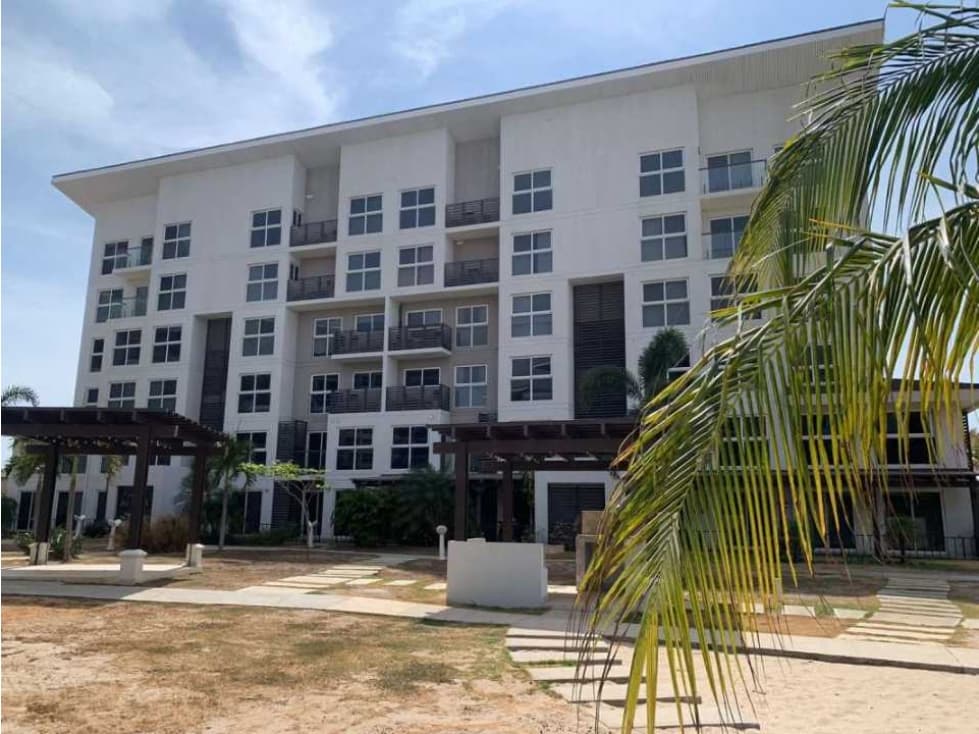 VENTA DE APARTAMENTO EN PLAYA CARACOL PUNTA CHAME, NUEVO - 1