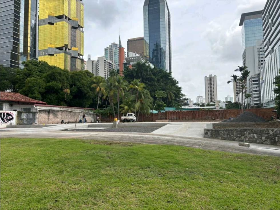 VENTA TERRENO DE 1750 MT2. DETRAS DE SOHO MALL LT - 1