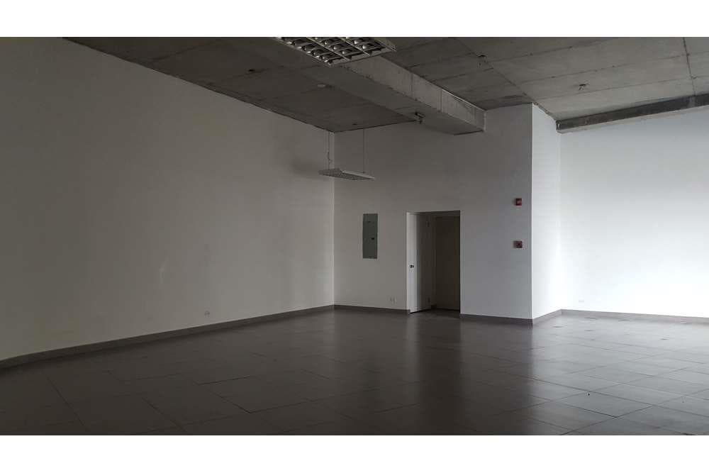 Local Comercial de 124.5 mts2 ubicado en El Dorado - 1