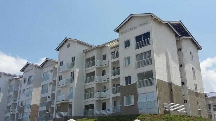 Apartamento en Venta Vista Alegre RAH PA: 20-5408 - 1