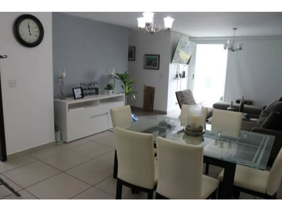 Se alquila apto amoblado en condado del rey $ 1350 - 1