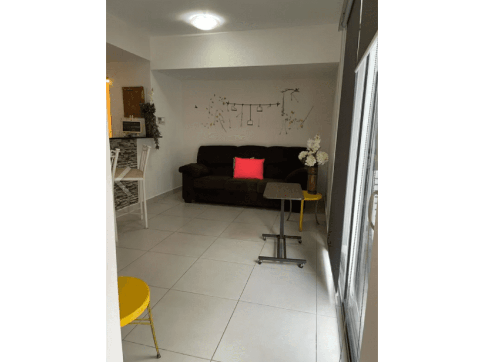SE ALQUILA APARTAMENTO AMOBLADO HOWARD - 1