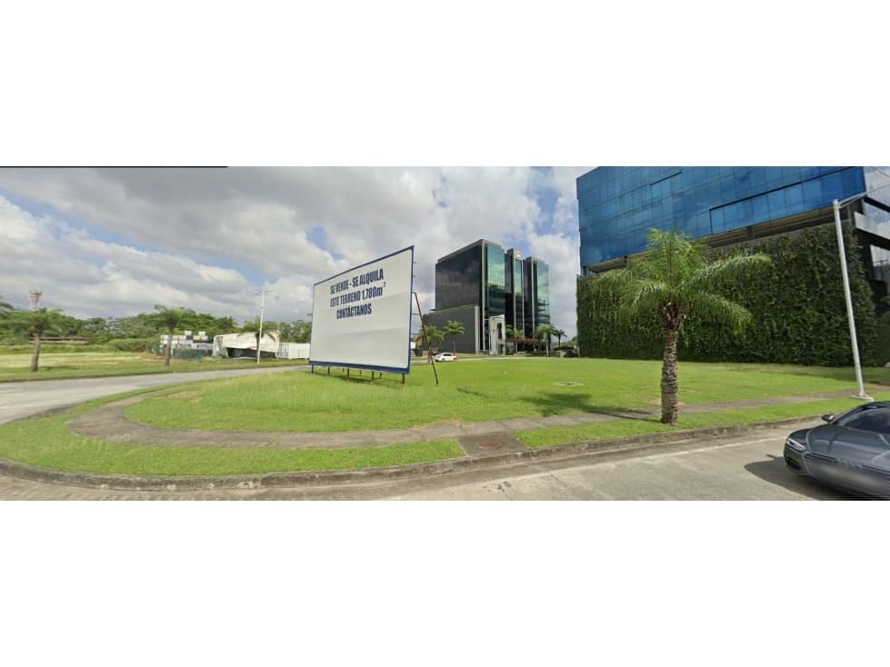 Terreno en venta en Santa María Business District - 1