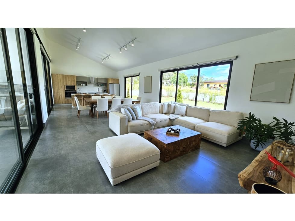 REFUGIO MODERNO EN COUNTRY CLUB | ALTO BOQUETE | RENTAS CORTAS - 1