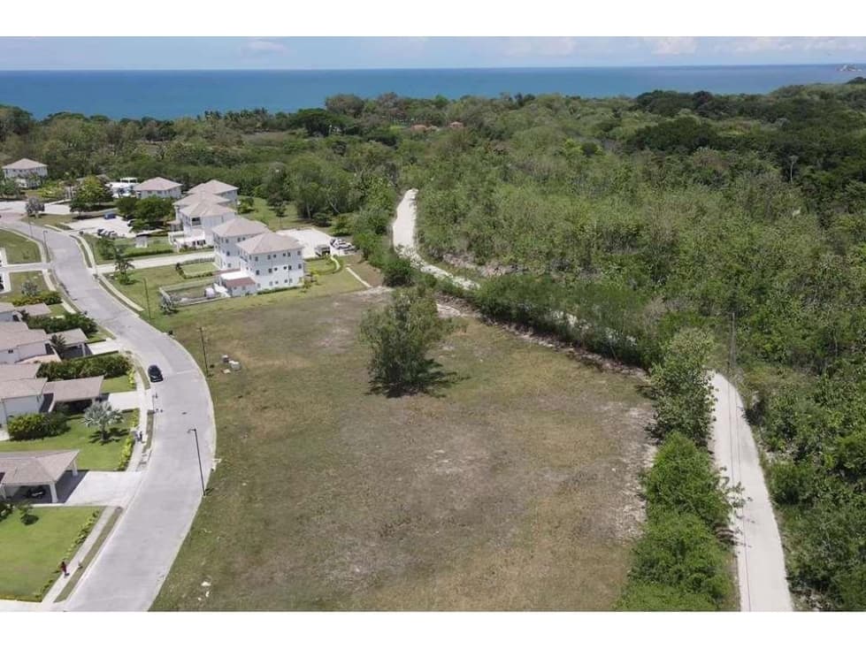En Venta Lote en Gatún, Bijao Beach Club & Residences - 1