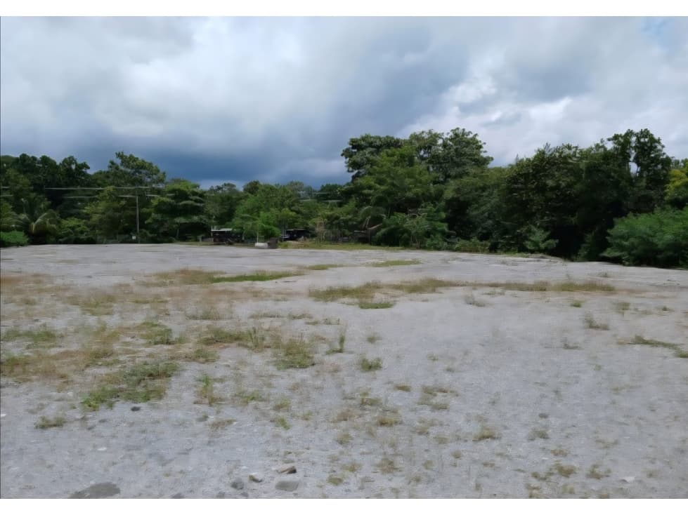 Se Vende terreno en Pacora (MZ) - 1