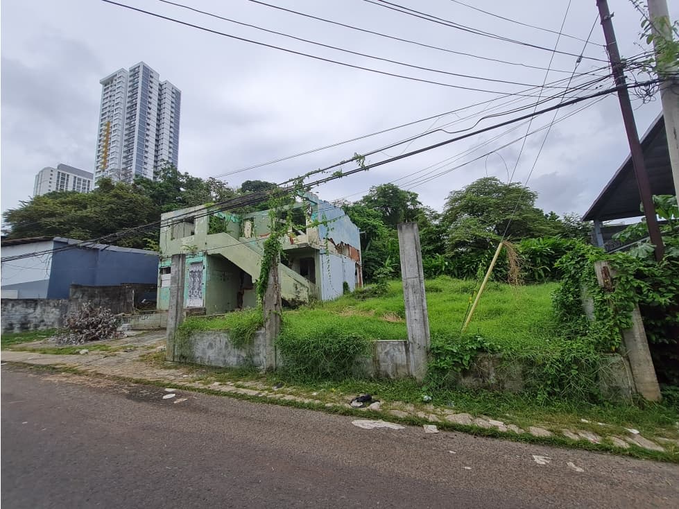Se Vende terreno en Río Abajo calle 4ta - 1