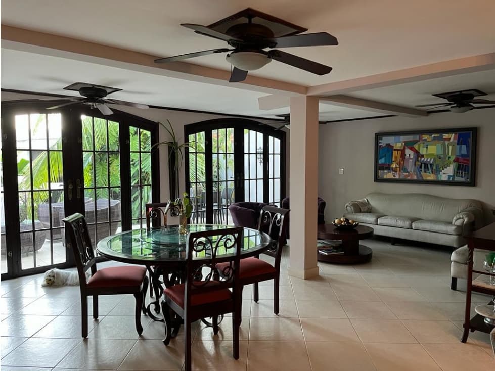 SE VENDE CASA EN EL CANGREJO DUPLEX - 1