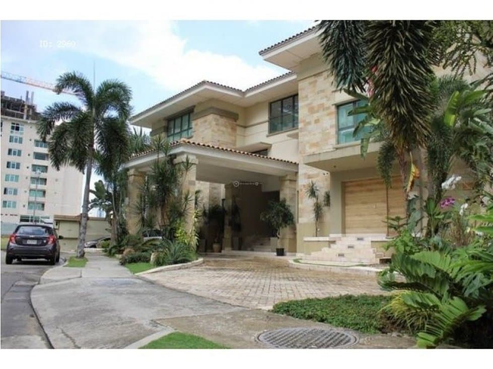 ALQUILER DE HERMOSA CASA EN PUNTA PACIFICA - 1