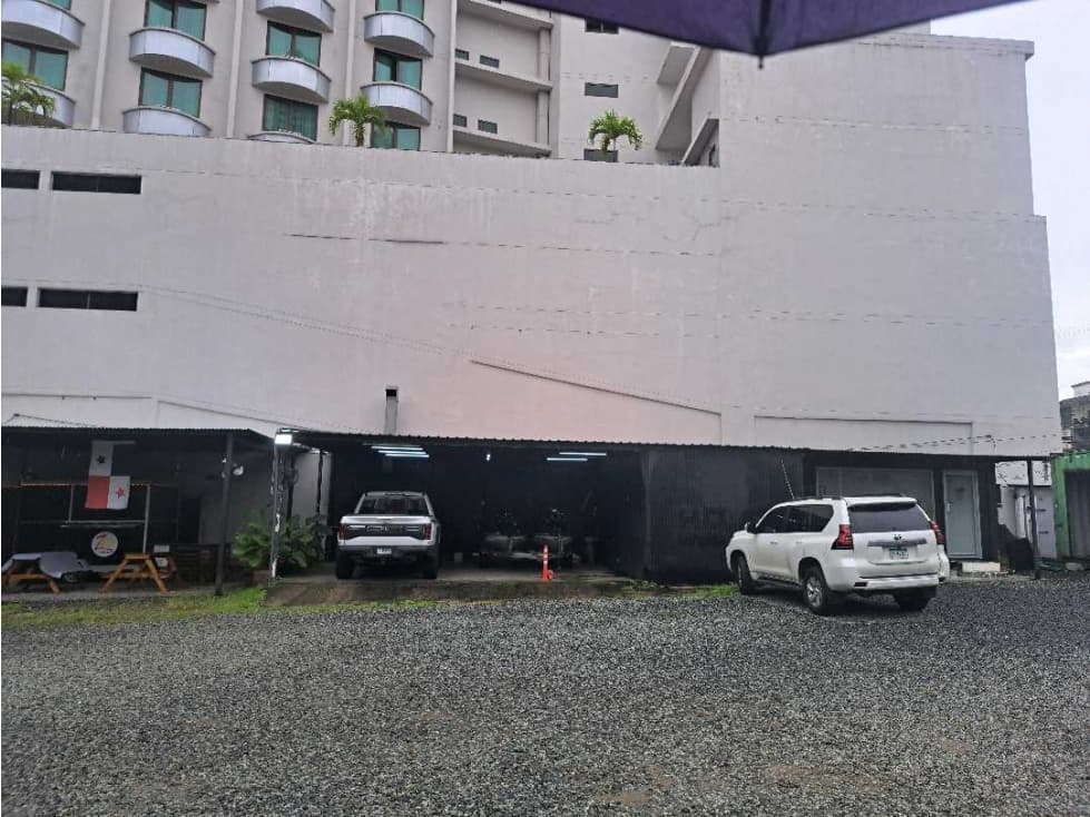 ALQUILO ESPACIO PARA FOOD TRUCK - 1