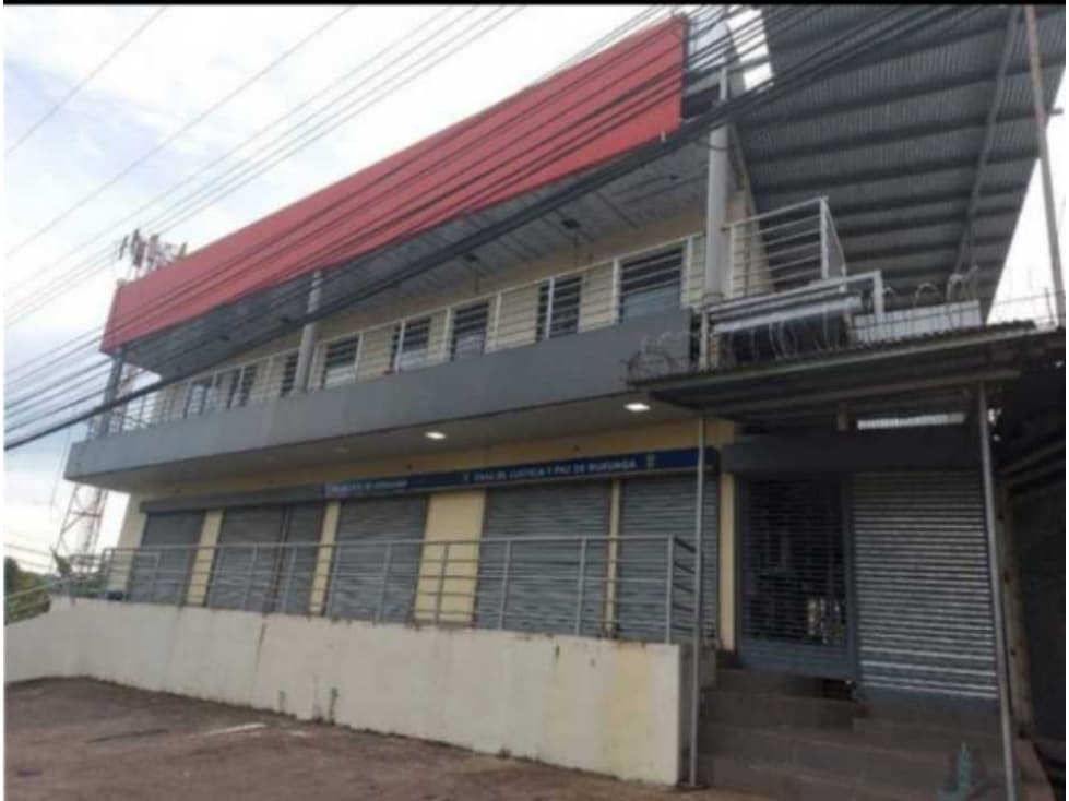 ALQUILO LOCAL EN ARRAIJAN BURUNGA PLAZA 2.000 225MTS - 1