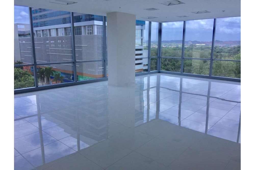 BOUTIQUE DE ESTE - Oficina en alquiler de 81 mts2. Lista para ocupar! - 1