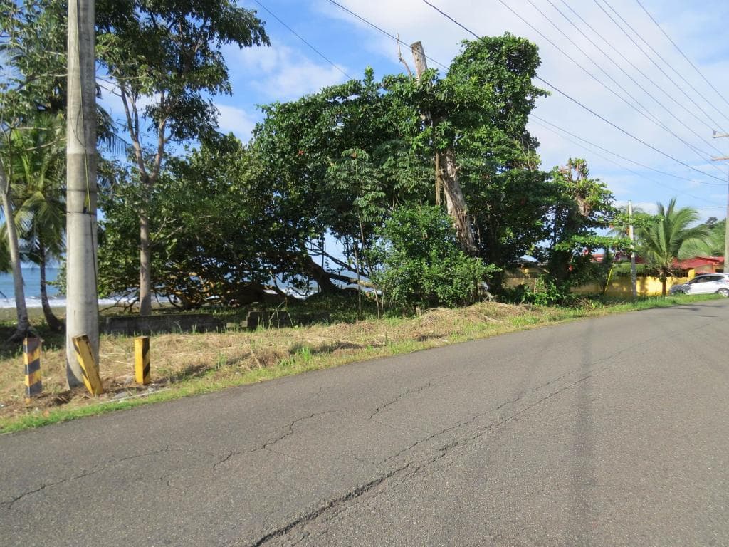 Terreno en Venta Maria Chiquita RAH PA: 20-4884 - 1